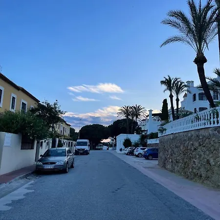 Renovated With Sea Views And Pool With Private Parking